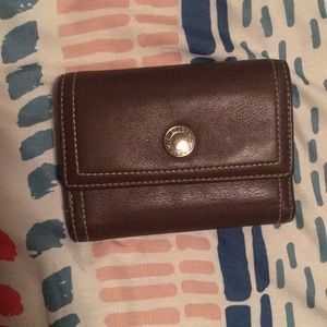❤️SOLD❤️Coach small trifold wallet